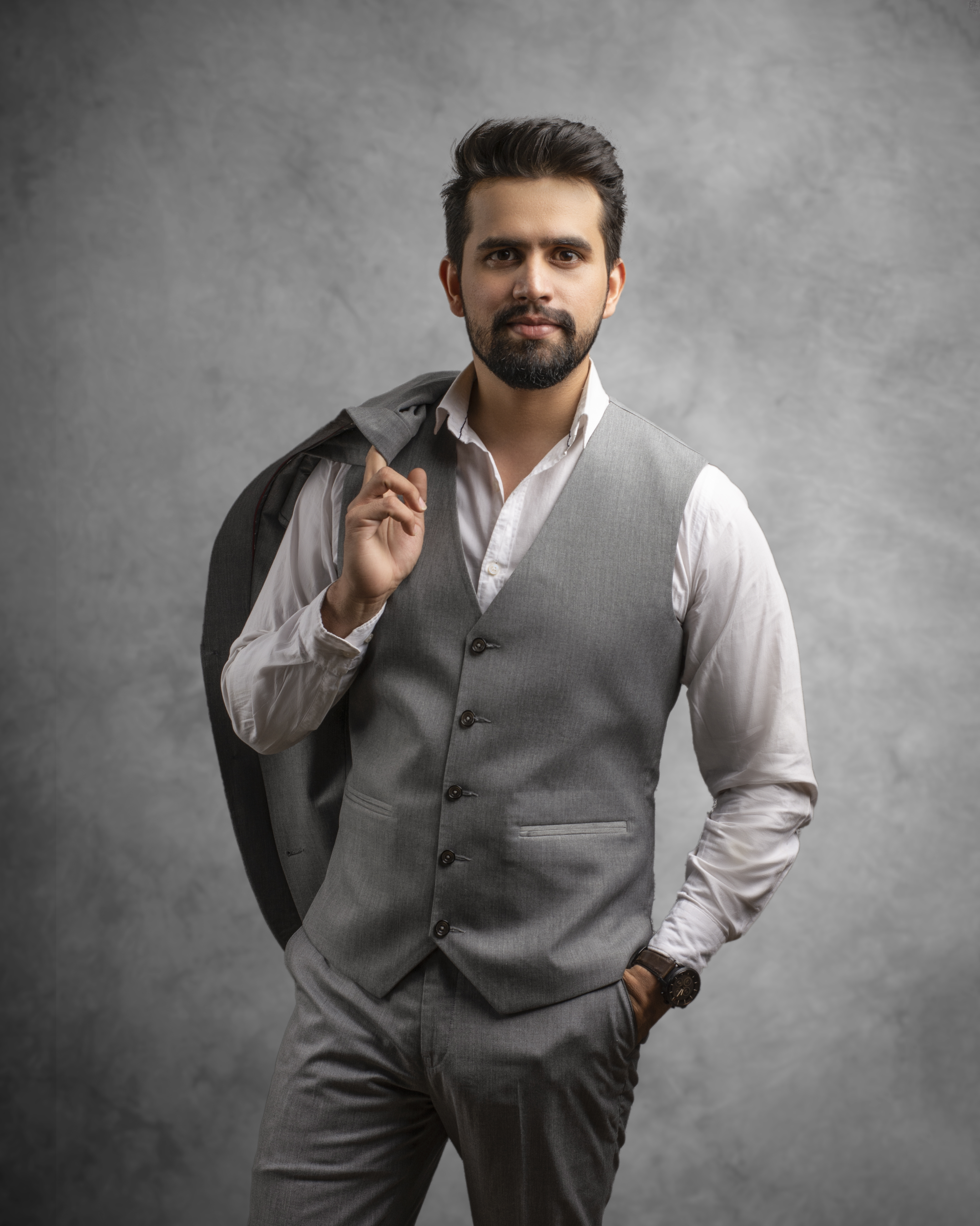 Priyansh Bhardwaj, professional baby and newborn photographer in Delhi NCR, in his South Delhi studio.